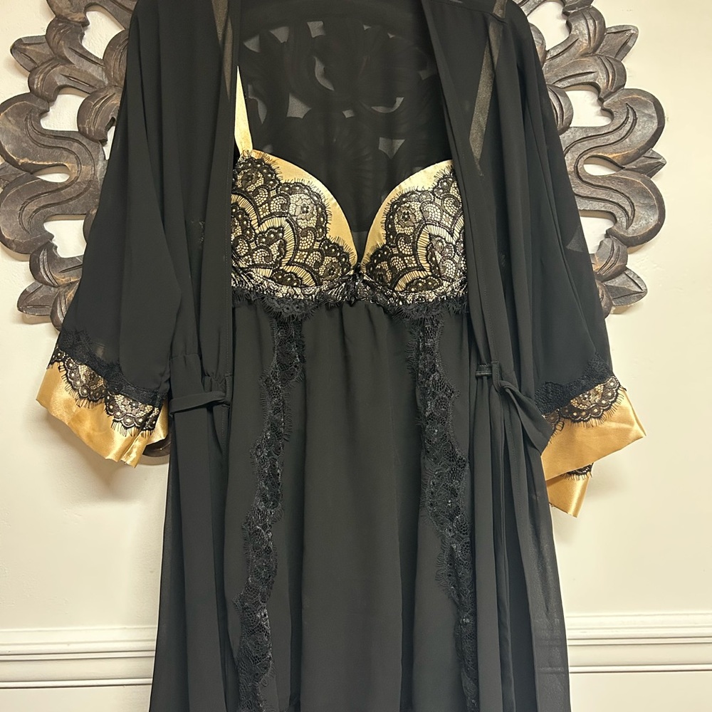 Elegant Black and Gold Lace Lingerie Set